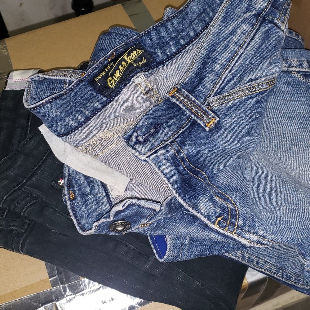 Woman's jeans 1 pair for $5 ONLY